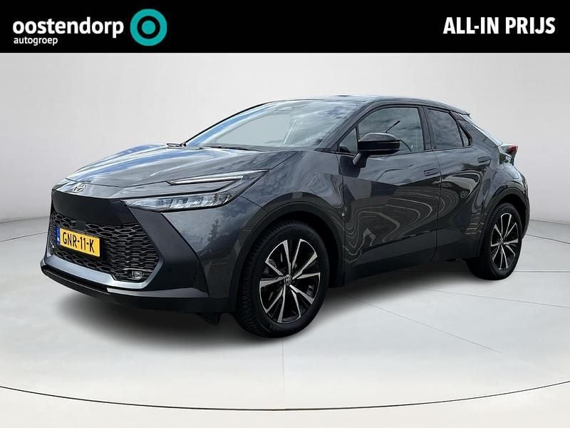Grijs Gebruikt 2024 Toyota C-HR SUV | € 34.445 (Goede deal) - Afbeelding 1/4