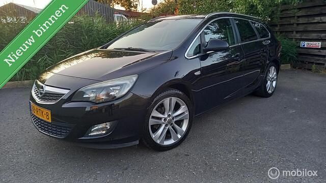 Occasion Opel Astra 140 PK (102 kW) 2011 Zwart Stationwagen