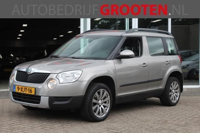 Grijs Gebruikt 2013 Skoda Yeti Adventure SUV | € 7.999 (Eerlijke prijs) - Afbeelding 1/4
