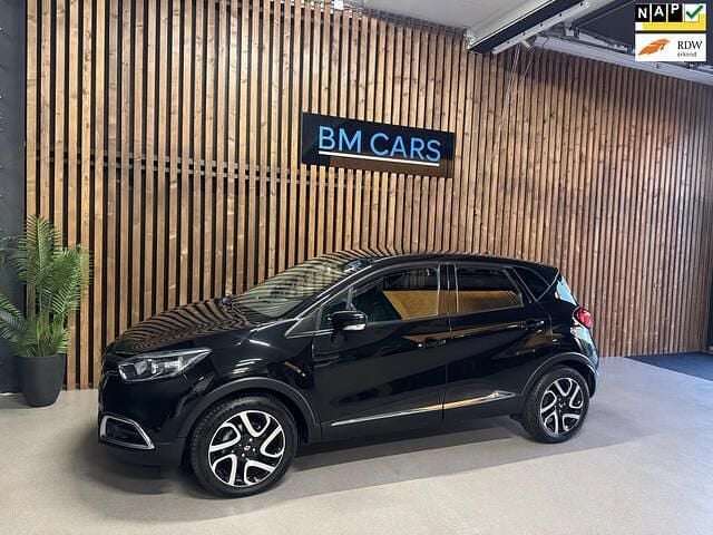 Zwart Gebruikt 2014 Renault Captur Dynamique SUV | € 6.995 (Goede deal) - Afbeelding 1/4