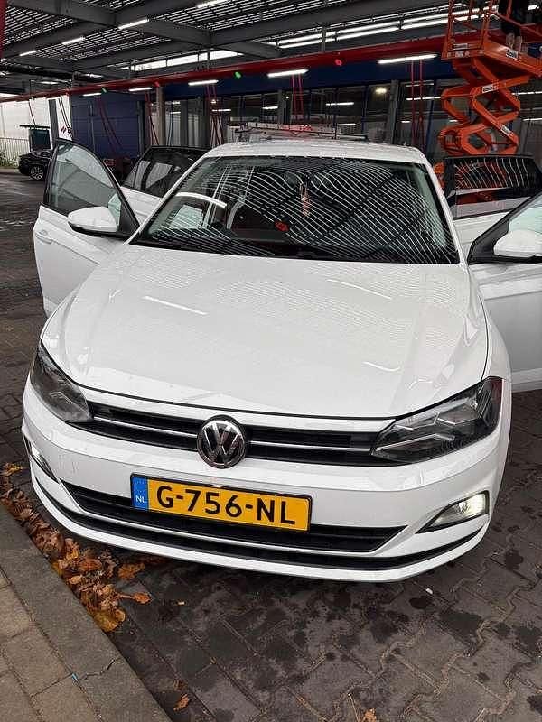 Wit Gebruikt 2019 VW Polo Comfortline Hatchback | € 9.500 (Eerlijke prijs) - Afbeelding 1/4