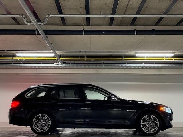 Occasion BMW 535 Executive 306 PK (225 kW) 2012 Zwart Stationwagen