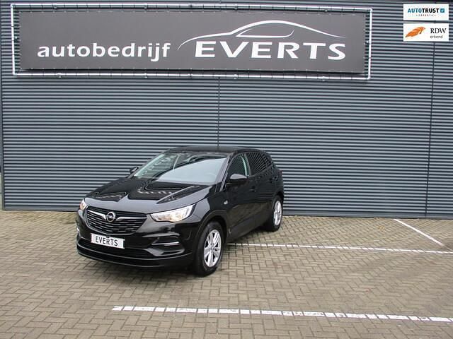 Zwart (metallic) Occasion 2017 Opel Grandland X Business SUV | € 8.950 (Iets duurder) - Afbeelding 1/4