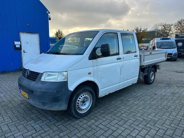 Wit Gebruikt 2007 VW T5 Van | € 2.649 - Afbeelding 1/4