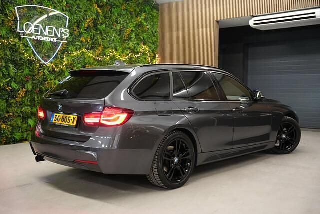 Occasion BMW 318 M Sport 136 PK (100 kW) 2018 Grijs (metallic) Stationwagen