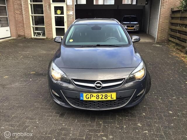 Occasion Opel Astra Sport 136 PK (100 kW) 2015 Grijs Stationwagen