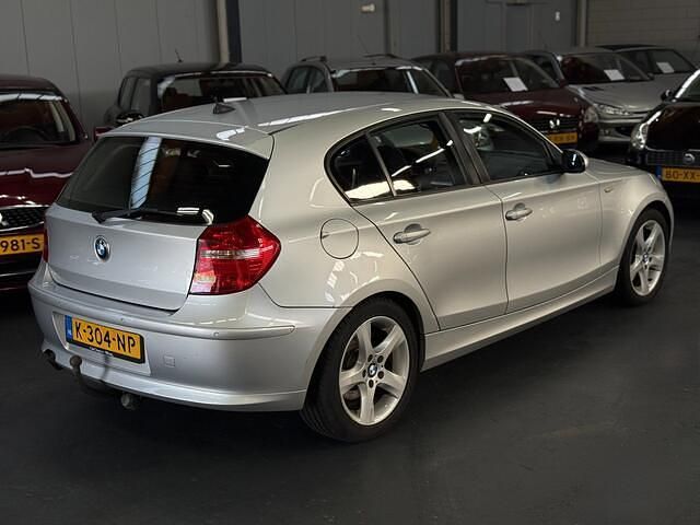 Occasion BMW 118 143 PK (105 kW) 2008 Grijs Hatchback