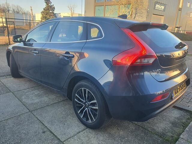Occasion Volvo V40 Inscription 120 PK (88 kW) 2016 Blauw Hatchback