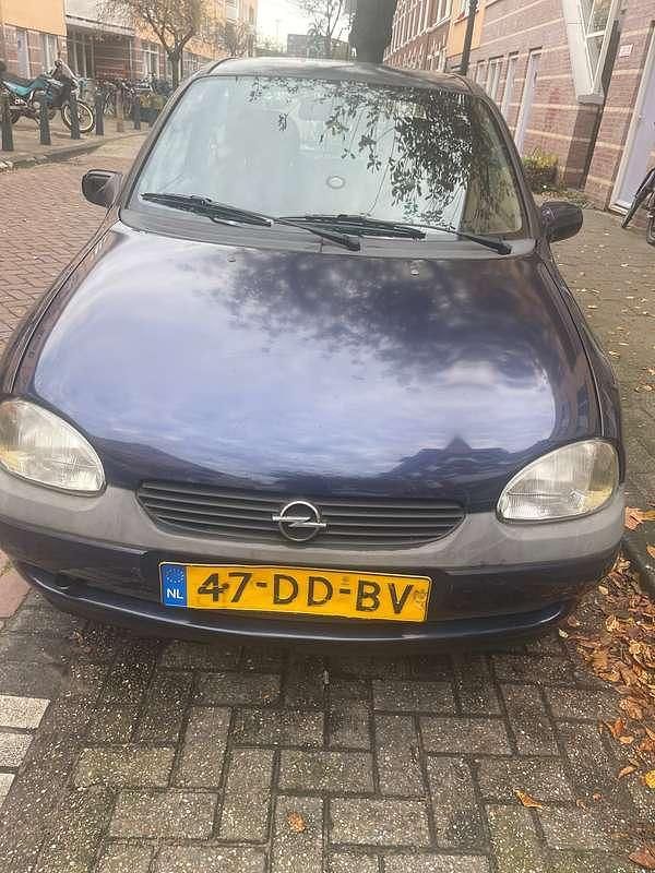 Blauw Gebruikt 1999 Opel Corsa Hatchback | € 850 (Eerlijke prijs) - Afbeelding 1/4
