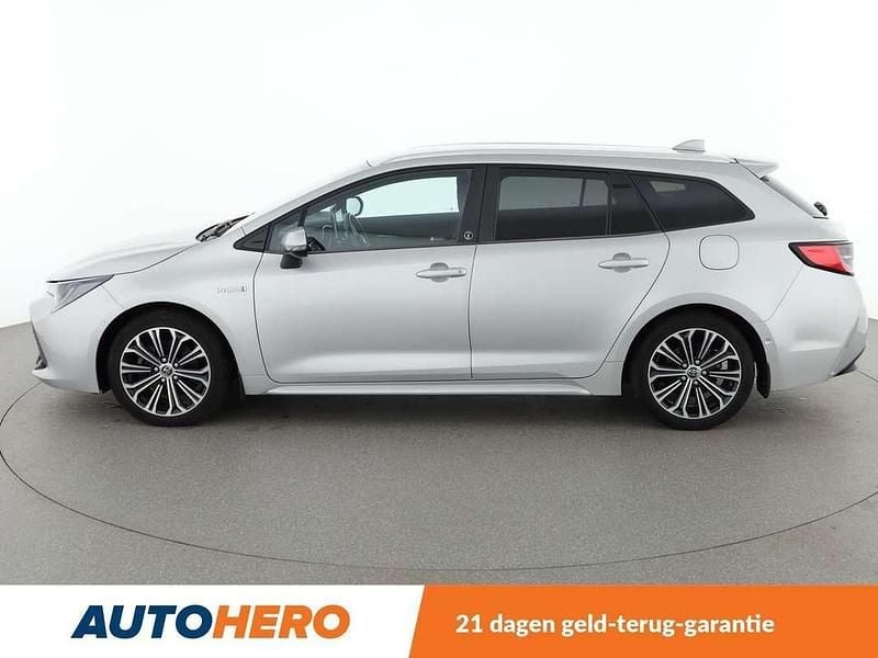 Zilver Gebruikt 2020 Toyota Corolla Team Stationwagen | € 21.149 (Super prijs) - Afbeelding 1/3