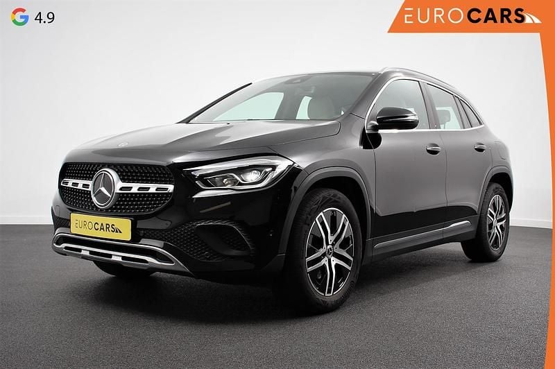 Zwart Gebruikt 2021 Mercedes GLA200 Progressive SUV | € 34.940 (Eerlijke prijs) - Afbeelding 1/4
