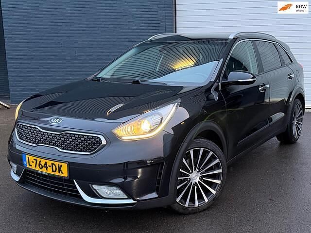 Zwart Occasion 2019 Kia Niro SUV | € 11.950 (Goede deal) - Afbeelding 1/4