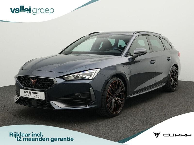 Grijs Gebruikt 2022 Cupra Leon VZ Stationwagen | € 29.900 (Eerlijke prijs) - Afbeelding 1/4