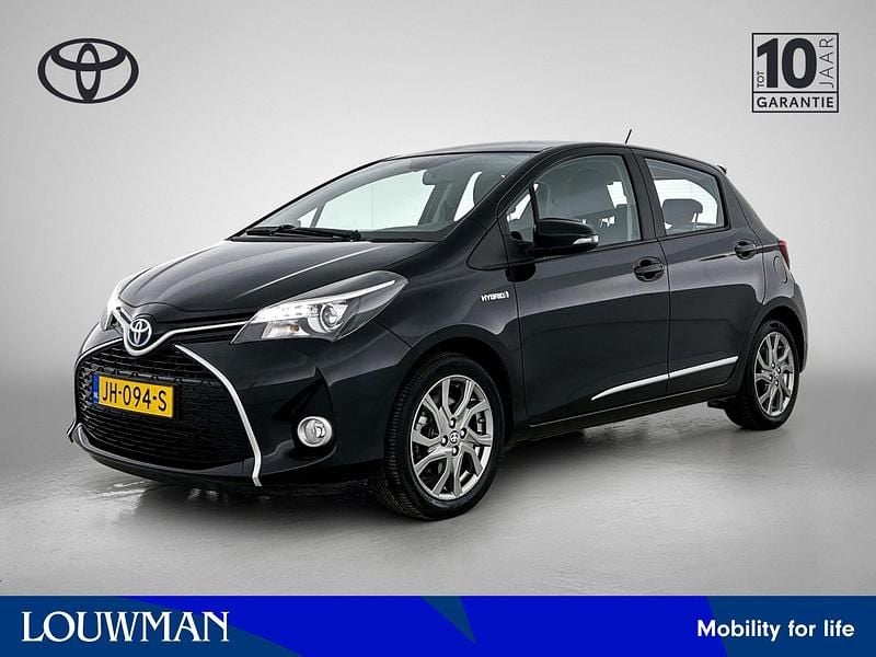 Occasion Toyota Yaris Hybrid 99 PK (72 kW) 2016 Zwart Hatchback