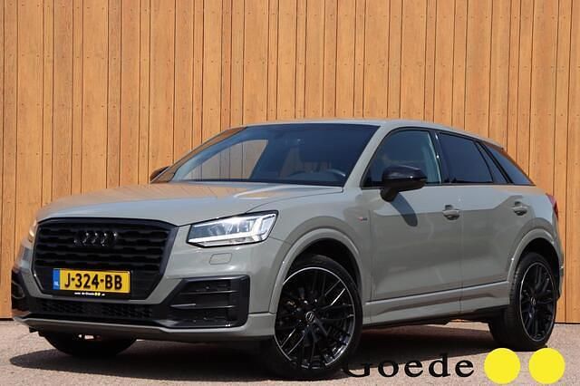 Grijs Gebruikt 2020 Audi Q2 S-Line SUV | € 24.940 (Eerlijke prijs) - Afbeelding 1/4