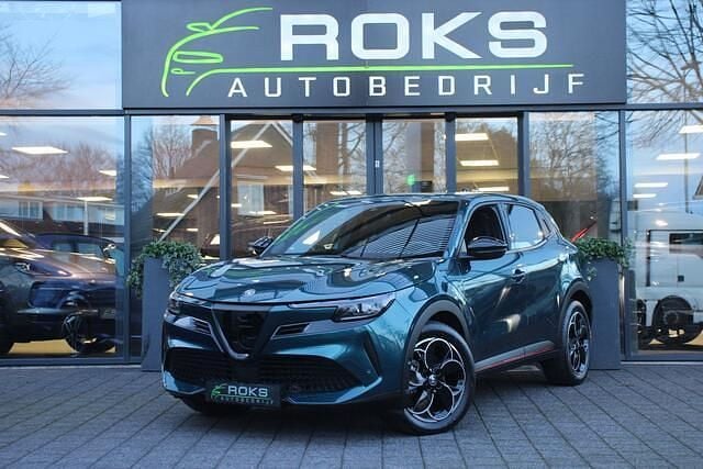 Occasion Alfa Romeo Junior Edizione Speciale 114 kW (156 PK) 2024 Blauw SUV