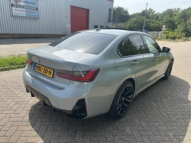 Occasion BMW 320 Executive 163 PK (119 kW) 2023 Grijs Sedan