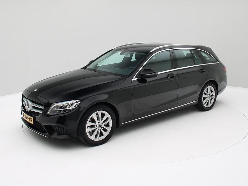 Zwart Gebruikt 2019 Mercedes C200 Premium Plus Stationwagen | € 24.000 (Eerlijke prijs) - Afbeelding 1/3