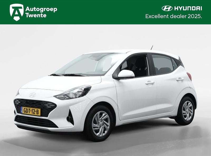 Wit Gebruikt 2024 Hyundai i10 Comfort Hatchback | € 20.245 (Eerlijke prijs) - Afbeelding 1/4