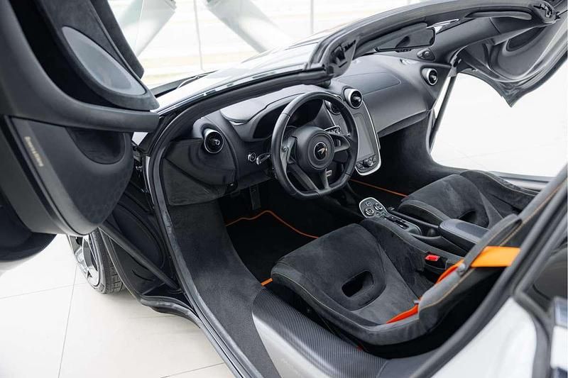 Occasion McLaren 600LT Spider 601 PK (442 kW) 2020 Grijs Cabriolet