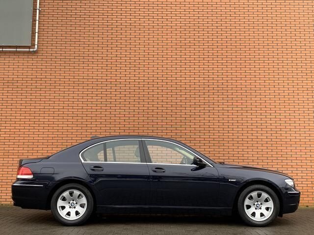 Occasion BMW 740 306 PK (225 kW) 2005 Blauw, metallic lak Sedan