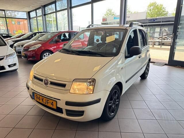 Wit Gebruikt 2009 Fiat Panda Hatchback | € 2.940 (Iets duurder) - Afbeelding 1/3