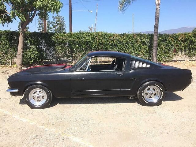 Zwart Gebruikt 1966 Ford Mustang Coupé | € 33.500 - Afbeelding 1/4