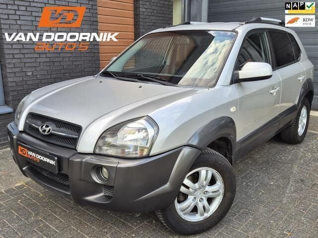 Grijs Gebruikt 2008 Hyundai Tucson Style SUV | € 3.850 (Eerlijke prijs) - Afbeelding 1/4