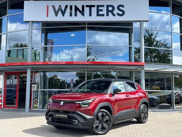Rood Nieuw 2025 Suzuki Vitara SUV | € 31.985 (Eerlijke prijs) - Afbeelding 1/4
