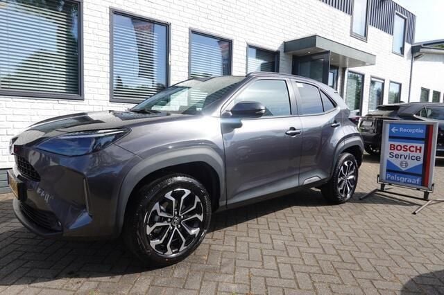 Grijs Nieuw 2025 Toyota Yaris Cross Active SUV | € 32.500 (Eerlijke prijs) - Afbeelding 1/4