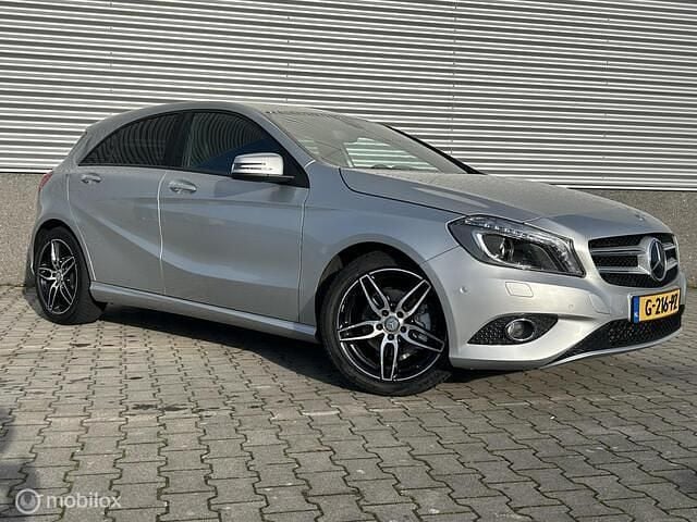 Occasion Mercedes A180 Ambition 122 PK (89 kW) 2012 Grijs Hatchback