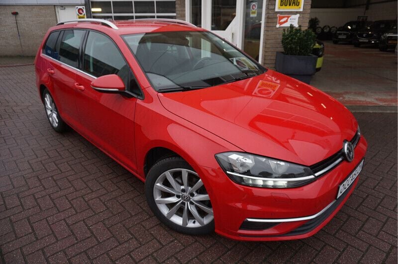 Rood Gebruikt 2018 VW Golf VII Highline Stationwagen | € 18.285 (Eerlijke prijs) - Afbeelding 1/4