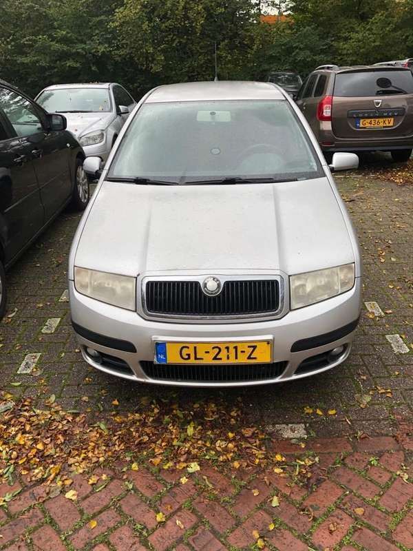Grijs Gebruikt 2005 Skoda Fabia Sport Stationwagen | € 2.500 (Eerlijke prijs) - Afbeelding 1/1
