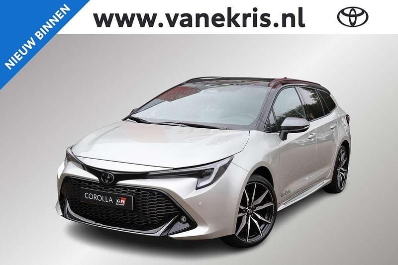 Grijs Nieuw 2025 Toyota Corolla Sport Stationwagen | € 43.240 (Eerlijke prijs) - Afbeelding 1/4