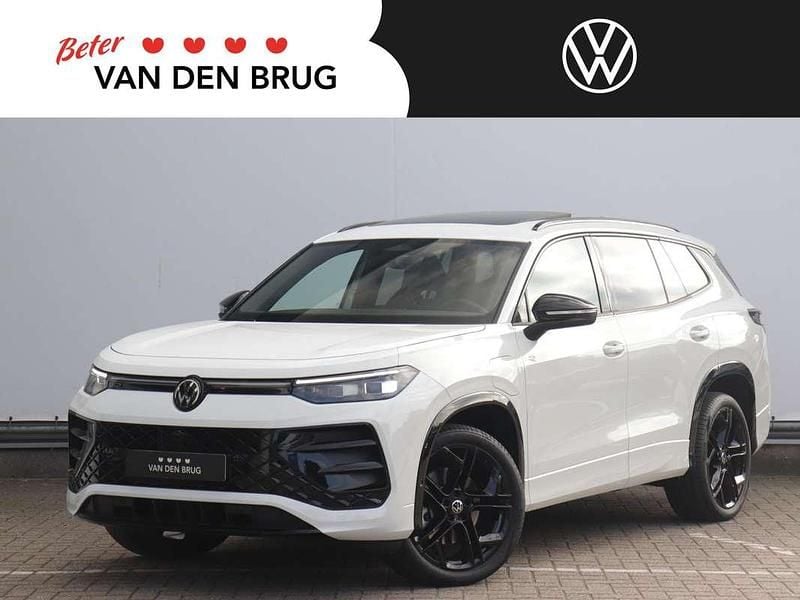 Wit Gebruikt 2025 VW Tayron R-line Edition SUV | € 62.900 - Afbeelding 1/4