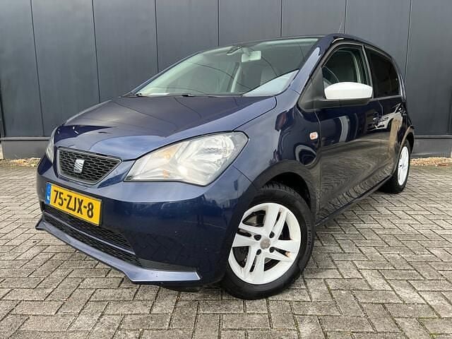 Blauw Gebruikt 2013 Seat Mii Hatchback | € 3.495 - Afbeelding 1/4