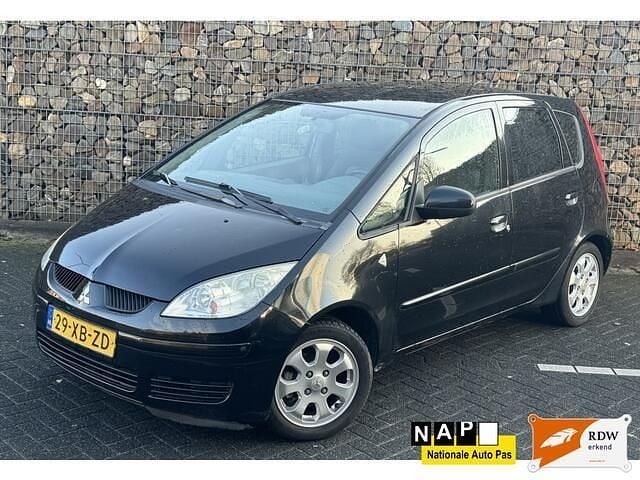 Zwart Gebruikt 2007 Mitsubishi Colt Invite Hatchback | € 845 (Goede deal) - Afbeelding 1/4