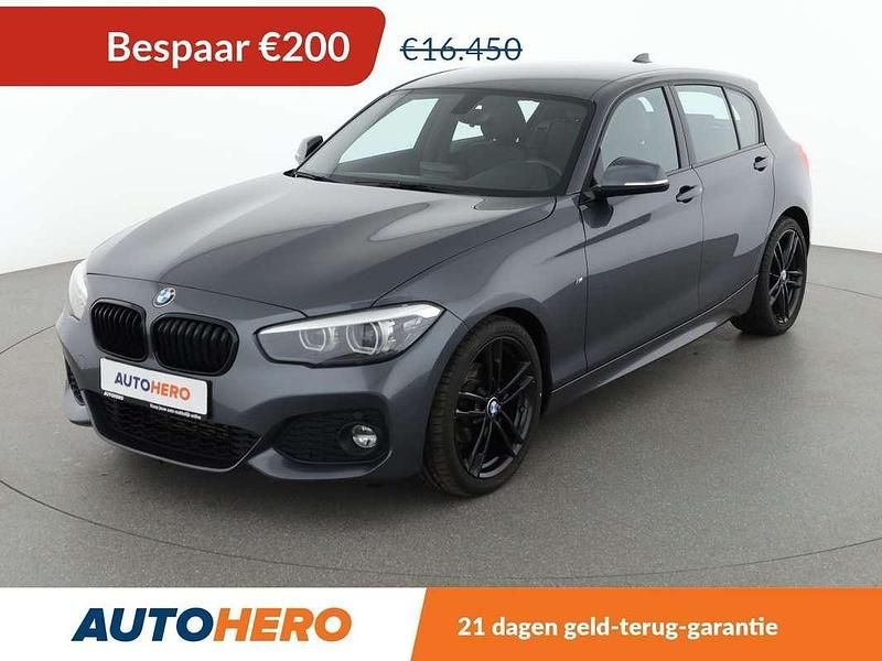 Grijs Gebruikt 2018 BMW 118 M Sport Hatchback | € 16.449 (Eerlijke prijs) - Afbeelding 1/3