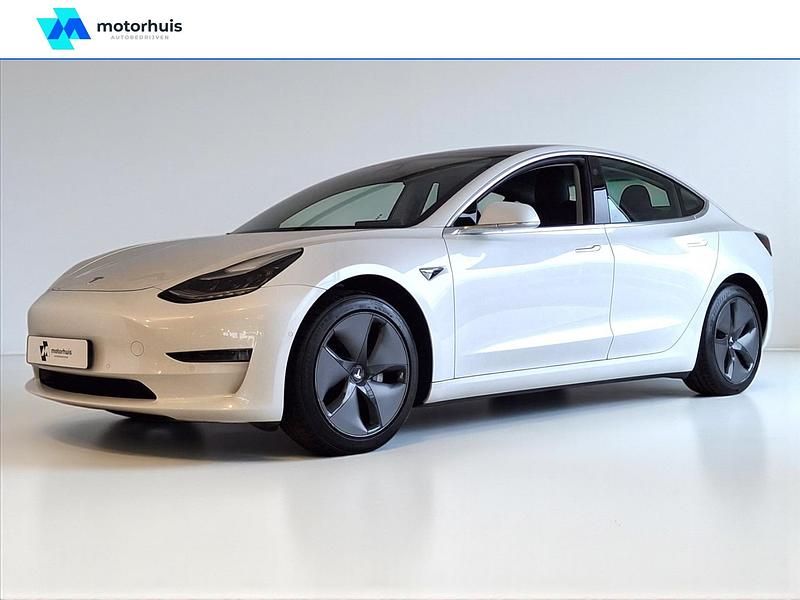Wit Gebruikt 2020 Tesla Model 3 Sedan | € 23.990 (Eerlijke prijs) - Afbeelding 1/4