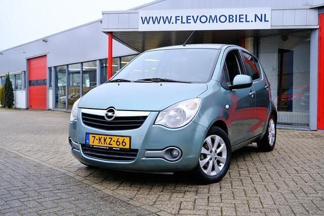 Occasion Opel Agila Edition 68 PK (50 kW) 2013 Groen (metallic) Hatchback