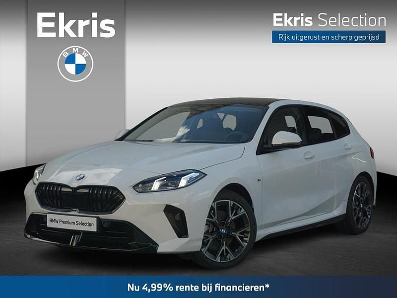 Wit Gebruikt 2025 BMW 120 M Sport Hatchback | € 39.900 (Super prijs) - Afbeelding 1/4