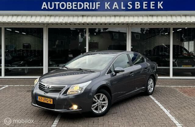 Grijs Gebruikt 2009 Toyota Avensis Sedan | € 5.749 (Goede deal) - Afbeelding 1/4