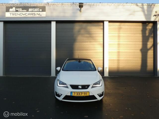 Occasion Seat Ibiza ST FR 86 PK (63 kW) 2014 Wit Stationwagen