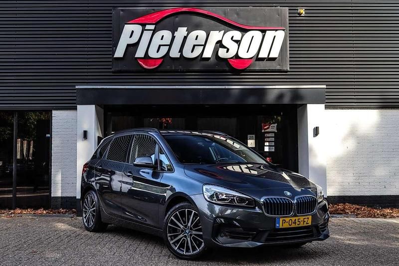 Occasion BMW 225 Active Tourer iPerformance 136 PK (100 kW) 2019 Grijs MPV