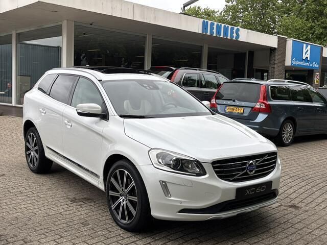 Wit Gebruikt 2014 Volvo XC60 Summum SUV | € 25.450 (Iets duurder) - Afbeelding 1/4