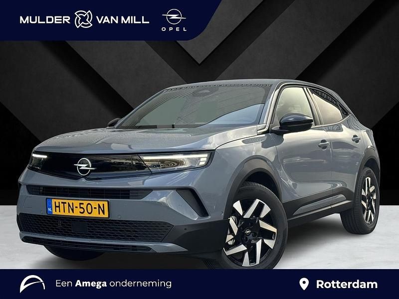 Grijs Gebruikt 2025 Opel Mokka SUV | € 27.445 (Eerlijke prijs) - Afbeelding 1/4
