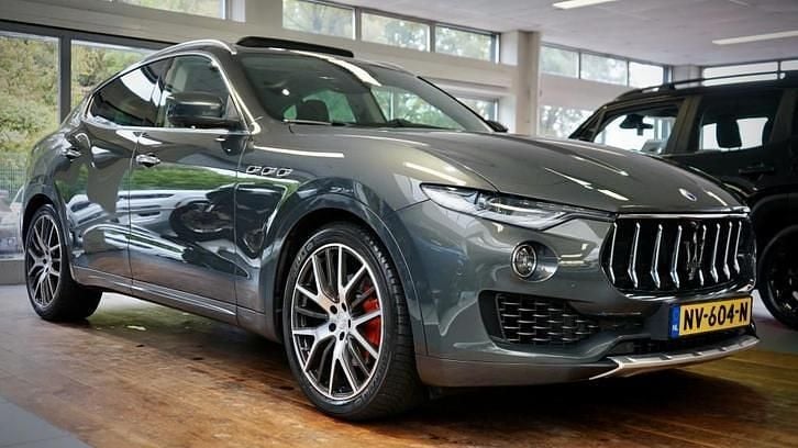 Groen Occasion 2017 Maserati Levante SUV | € 49.950 (Iets duurder) - Afbeelding 1/4