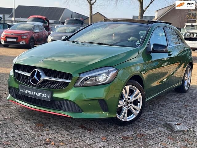 Groen Gebruikt 2017 Mercedes A200 Business Hatchback | € 9.999 (Eerlijke prijs) - Afbeelding 1/4