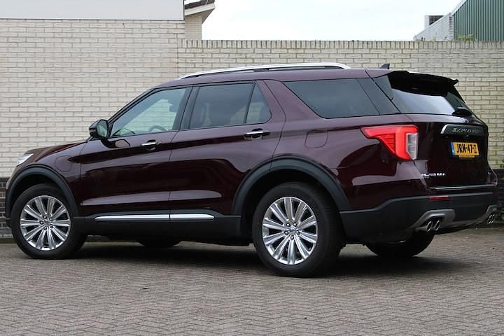 Occasion Ford Explorer Platinum 2024 Paars (metallic) SUV