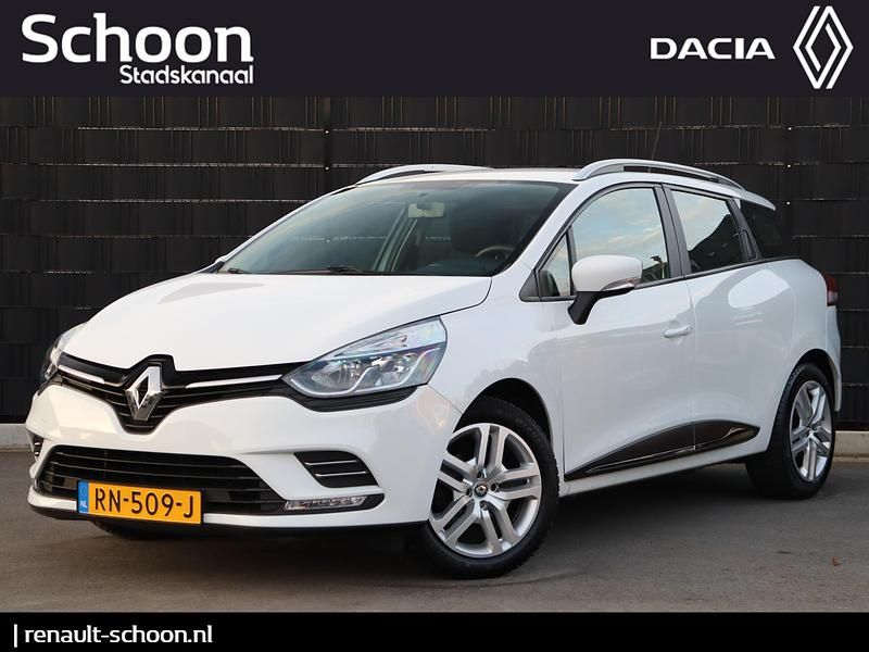 Wit Occasion 2017 Renault Clio GrandTour Zen Stationwagen | € 8.750 (Eerlijke prijs) - Afbeelding 1/4